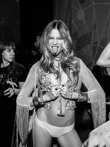 [2026.01.16] russelljames_614900082_18549372754005522_1803132079726334926_n.jpg