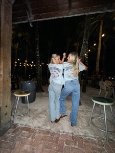 [2026.01.18] livvydunne_619276237_18559303681027168_3823495309537952197_n.jpg