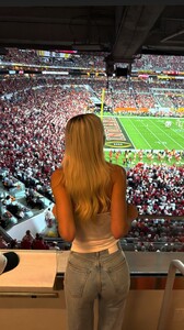 [2026.01.19] livvydunne's2026-1-20-2.57.417 story.jpg