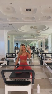 [2026.01.20] lindsaymariebrewer's2026-1-20-18.24.211 story.jpg