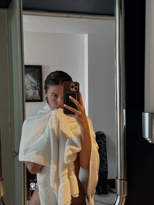 [2026.01.24] carmellarose_622351835_18560252671035727_3555640032520214568_n.jpg