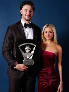 [2026.01.25] livvydunne_622709430_18561195775027168_7040566881927226246_n.jpg