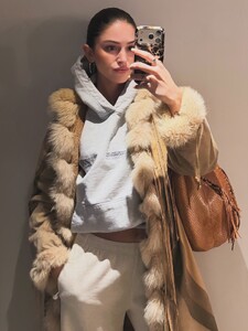 [2026.01.25] msgigiparis_620942815_18549499081007726_8877298043146060889_n.jpg