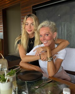 [2026.01.28] ellaayalon_623540869_18556129840005827_2327092531140363044_n.jpg