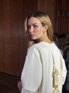 [2026.01.29] josephineskriver_623233879_18558346396020326_8921482556669163600_n.jpg