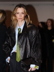 [2026.01.30] josephineskriver_625055631_18558661981020326_808131918322288874_n.jpg