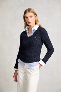 29SeattleCableV-NeckKnit_InkNavy_222MKNT072772250930_Ecom_AW25_1556_1.webp