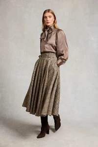3AynehoFullLengthSkirt_MillenGordenTweed_225COTW1051204250930_Ecom_AW25_0584_5.webp