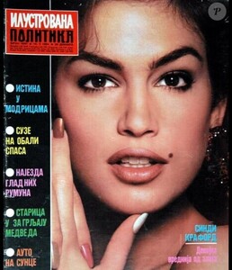 670611-cindy-crawford-en-couv-du-magazine-580x0-3.jpg