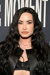689714228_demi-5.jpg