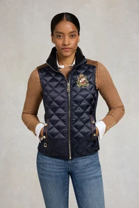 68DiamondQuiltClassicGilet_InkNavy_220EOTW002772_250709_AW25EcomAJ_15553_3.webp