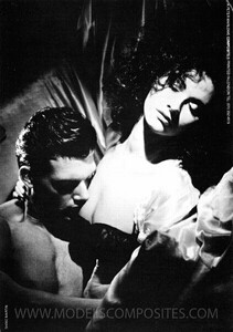 71241 Nadja La Ganza Glamour (Paris) 1987.jpg