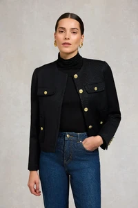 73ChelseaJacket_BlackTwill_224COTW080052_251001_AW25Ecom_AJ_27880_1.webp