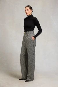 79HighWaistedStraightTrouser_Black_WhitePuppyTooth_123CTRS002644_251001_AW25Ecom_AJ_27941_3.webp