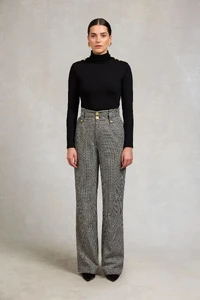 79HighWaistedStraightTrouser_Black_WhitePuppyTooth_123CTRS002644_251001_AW25Ecom_AJ_27947_5.webp