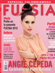 Angie Cepeda Fucsia 1.jpg