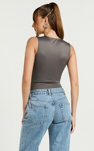 BHamilton - Showpo - Charlotte_Bodysuit_-_V_Neck_Bodysuit_in_Charcoal__06_18.jpg