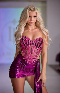 BRiley - PersPort - img-4311-c8d7d4.jpg