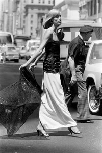 Bill Blass Resort 1983 Sportswear Collection Advance-Lisa Murrell- -PhGeorge Chi (18).jpg