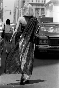 Bill Blass Resort 1983 Sportswear Collection Advance-Lisa Murrell- -PhGeorge Chi (26).jpg