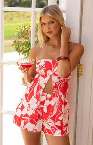 BriegeD - BeginningB - Gypsy-Red-Floral-Shorts-2.jpg