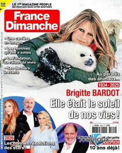 Brigitte Bardot-France Dimanche-França.jpg