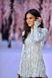 Bruna_Marquezine_at_Chanel_Haute_Couture_Week_SS26_show_at_Paris_Fashion_Week_01-26-20260026.jpg