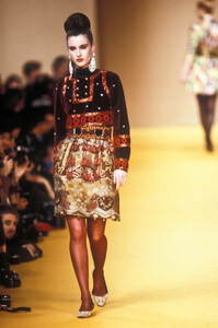 Christian Lacroix 1988 Women RTW 46.jpg