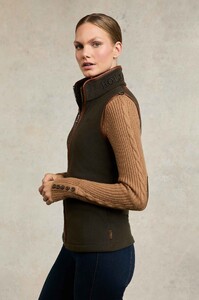 CountryFleeceGilet_Khaki_589.jpg