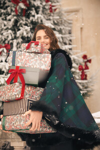 DESKTOP Floating_55c7a1b0.jpg