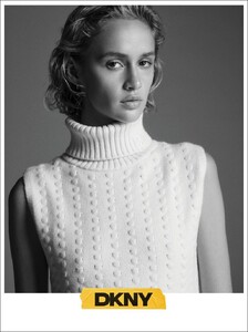 DKNY FALL 2025 _10.jpg