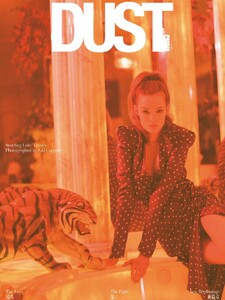 DUST CHINA ISSUE 05_16.jpg