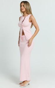 EVenz - Showpo - Brittany_Two_Piece_Set_-_Ribbed_Skirt_Set_in_Pale_Pink__05.jpg