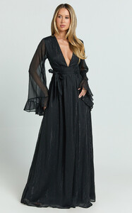 EVenz - Showpo - Dangerous_Woman_Maxi_Dress_-_Plunge_Thigh_Split_Dress_in_Black_004.jpg