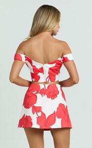 EVenz - Showpo - Darcy_Mini_Skirt_-_Structured_Printed_Tulip_Skirt_in_Bouquet_Di_Fiori_8.jpg