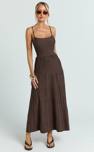 EVenz - Showpo - Donissa_Midi_Dress_-_Panelled_Knit_Dress_in_Chocolate_4.jpg