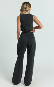 EVenz - Showpo - Fergie_Jeans_-_Denim_High_Waisted_Straight_Leg_Denim_Jeans_in_Washed_Black_8.jpg