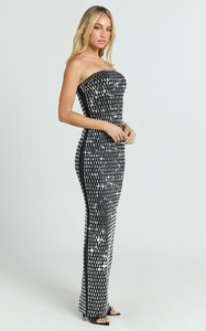 EllaA - Joyce_Maxi_Dress_-_Heat_Press_Strapless_Dress_in_Black__05.jpg