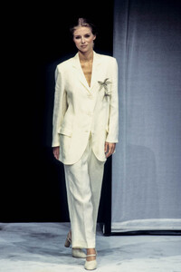 Emporio Armani SS 1993 088.jpg