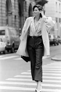 Ferragamo - 2 Sep 1986-Salvatore Ferragamo SpringSummer 1987 RTWAdvance (33).jpg