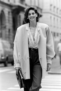 Ferragamo - 2 Sep 1986-Salvatore Ferragamo SpringSummer 1987 RTWAdvance (54).jpg