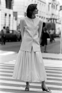 Ferragamo - 2 Sep 1986-Salvatore Ferragamo SpringSummer 1987 RTWAdvance (62).jpg