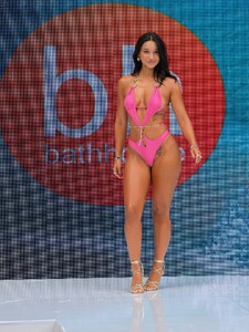 GeynaS - salmediafashion - 528633235 - 2025-08-07_1440x1920.jpg