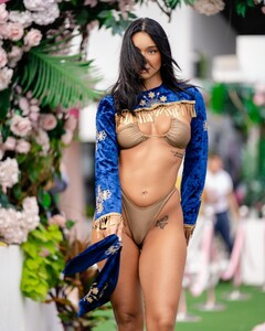 GeynaS - splitsecondmoment - 520012732 - 2025-07-14_1440x1800.jpg