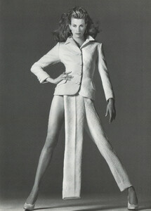 GianniVersace-Donna-AW-1995-1996-cat-22a.jpg