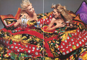 GianniVersace-Donna-AW-1995-1996-cat-53a.jpg