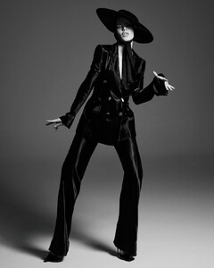 Harpers Bazaar Spain with Adriana Lima photographed by David Roemer (1).jpg