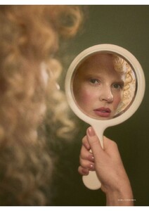 Harper's Bazaar UK - February 2026_13.jpg