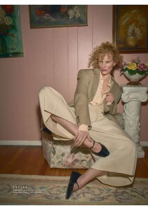 Harper's Bazaar UK - February 2026_6.jpg