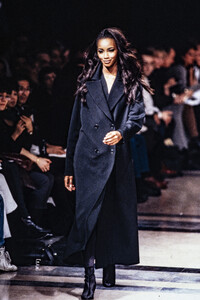 Helmut Lang 1992 Women RTW 122.jpg